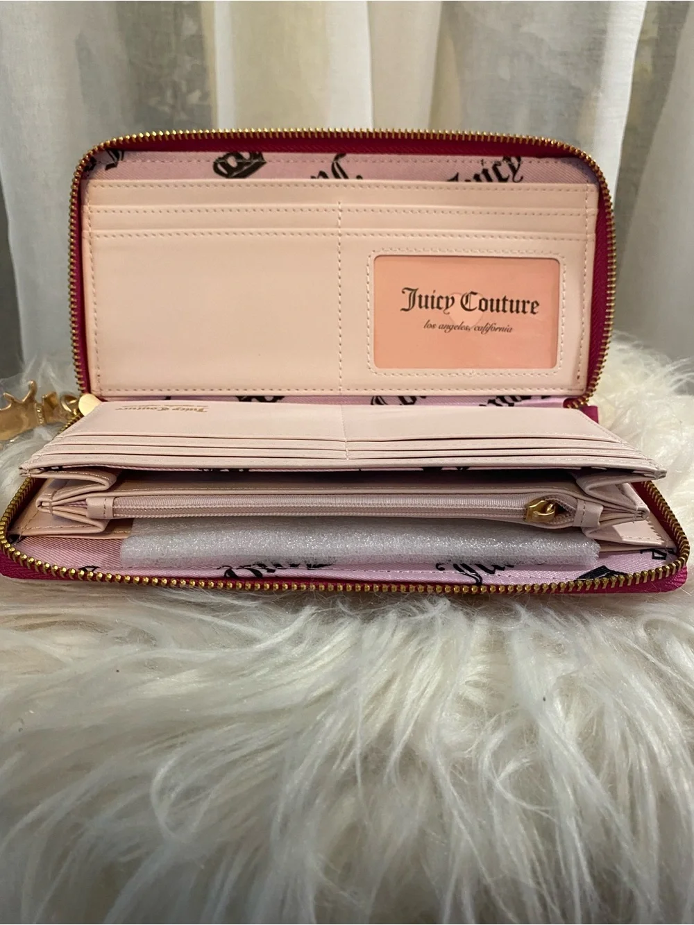 *NEW* Pink Juicy Couture Soft Zip-Up Wallet